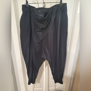 Womans NIKE Dri-Fit Cropped Sport Pants Size 3x